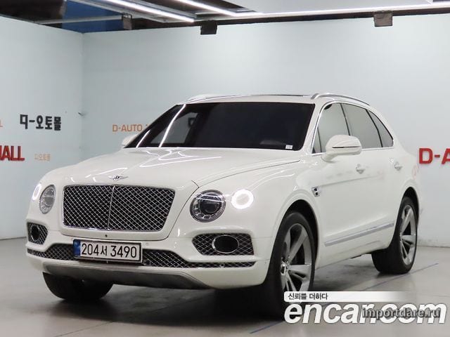 BENTLEY BENTAYGA 2018 — 86 400 км, белый, Корея — под ключ — фото 11