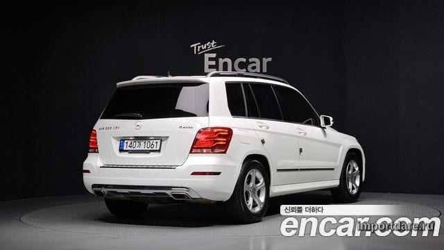 Mercedes-Benz Glk-Class сбоку