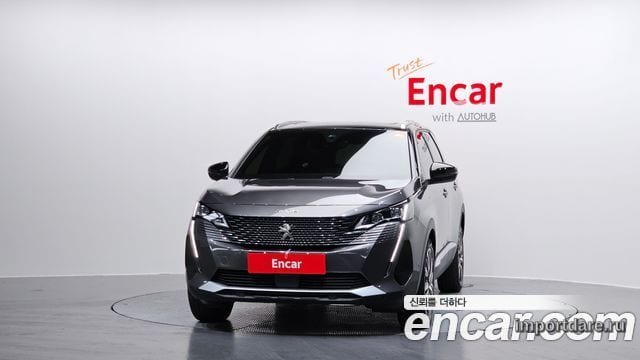Peugeot 5008 интерьер