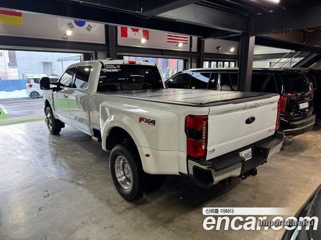 FORD F350 сбоку