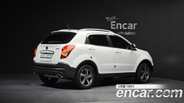 KGM Style Korando C сбоку