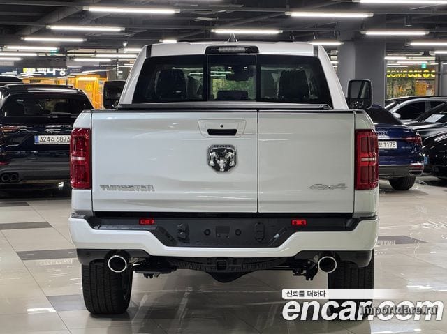 Dodge Ram Pickup интерьер