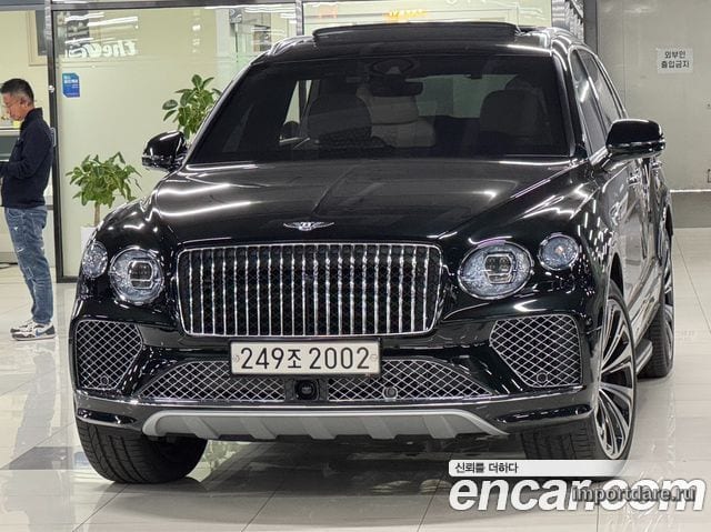 BENTLEY BENTAYGA 2024 — 8 900 км, тёмно-зелёный, Корея — под ключ — фото 12