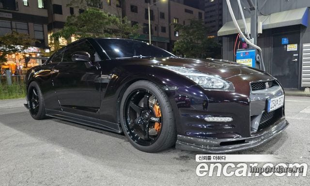 Nissan GT-R 2014