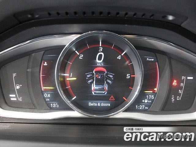 VOLVO XC70 2016 — 178 212 км, светло-серебристый, Корея — под ключ — фото 6