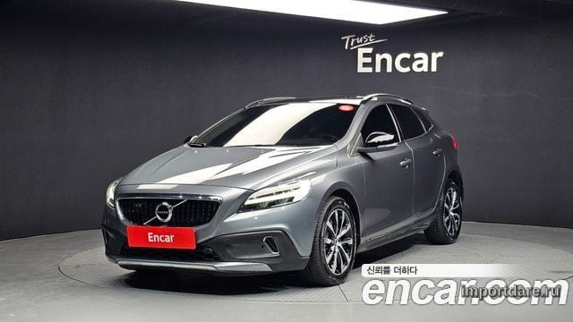 Volvo V40 2019