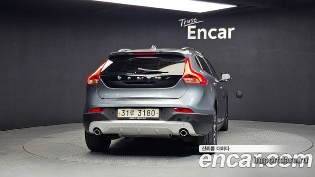 VOLVO V40 CROSS COUNTRY 2019 — 55 048 км, серый, Корея — под ключ — фото 4
