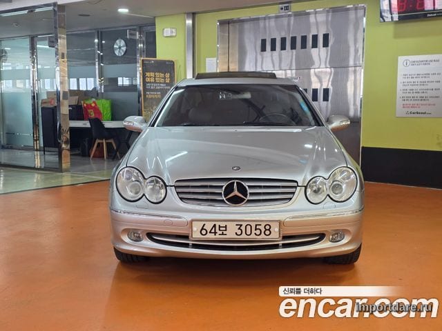 MERCEDES-BENZ CLK-CLASS C209 2002 — 107 000 км, серебристый, Корея — под ключ — фото 3