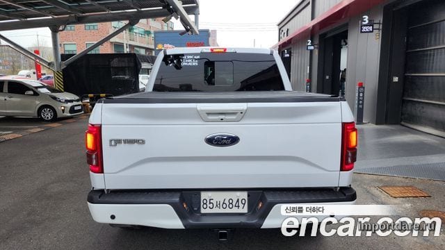 FORD F150 2017 — 85 001 км, белый, Корея — под ключ — фото 4