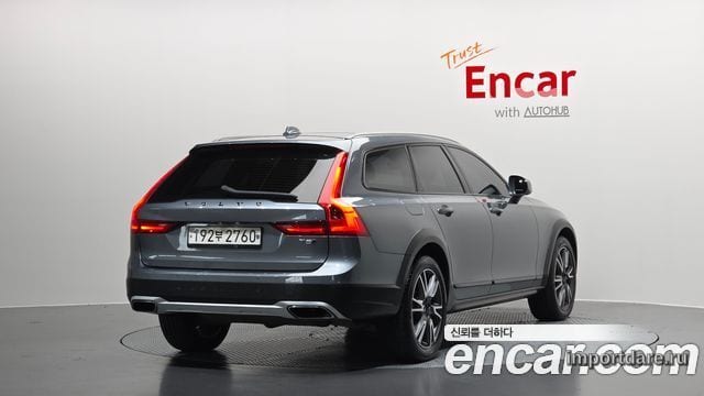 VOLVO V90 CROSS COUNTRY 2019 — 140 934 км, серый, Корея — под ключ — фото 2