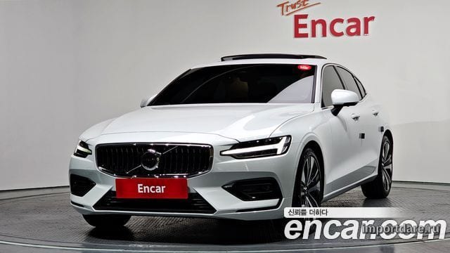 Volvo S60 2024