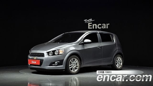 CHEVROLET AVEO HATCHBACK 2012 — 125 874 км, серебристый, Корея — под ключ — фото 1
