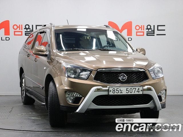 KGM KORANDO SPORTS 2016 — 89 500 км, коричневый, Корея — под ключ — фото 2