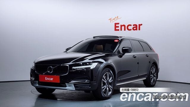 VOLVO V90 CROSS COUNTRY 2019 — 92 527 км, чёрный, Корея — под ключ — фото 1
