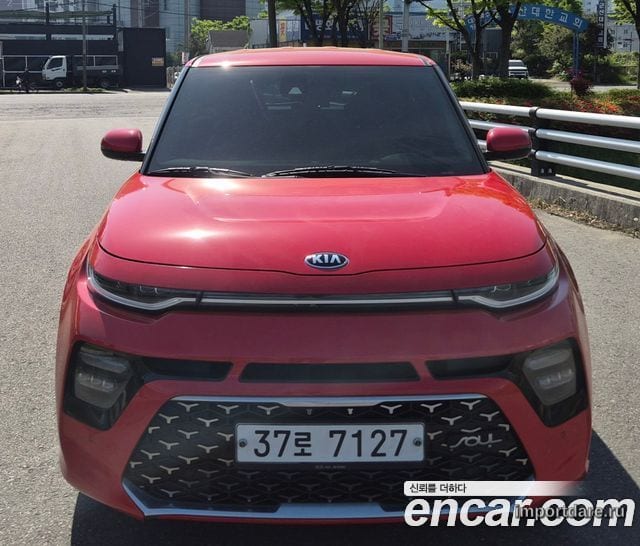 KIA SOUL BOOSTER 2019 — 101 500 км, красный, Корея — под ключ — фото 1