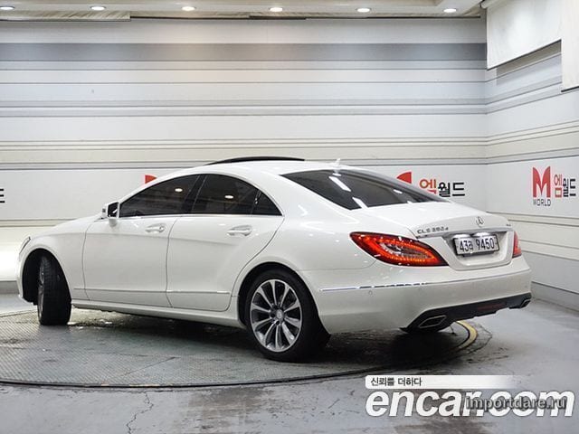 MERCEDES-BENZ CLS-CLASS W218 2017 — 85 577 км, белый-перламутр, Корея — под ключ — фото 2