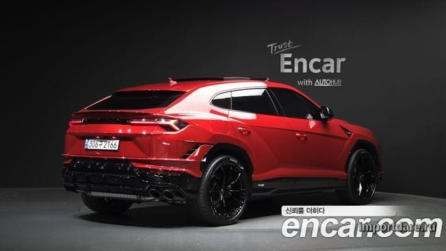 LAMBORGHINI URUS 2024 — 1 578 км, красный, Корея — под ключ — фото 2
