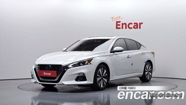 Nissan Altima 2019