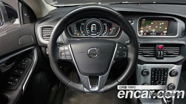 VOLVO V40 CROSS COUNTRY 2019 — 58 342 км, белый, Корея — под ключ — фото 12