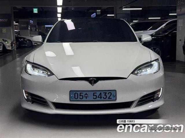 TESLA MODEL S 2018 — 151 323 км, белый, Корея — под ключ — фото 1