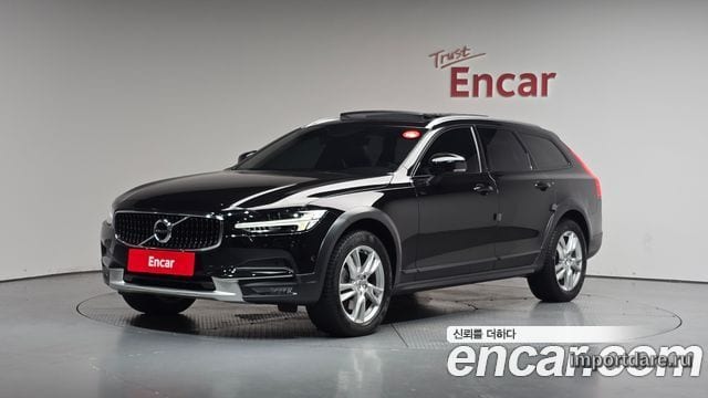 VOLVO V90 CROSS COUNTRY 2018 — 123 753 км, чёрный, Корея — под ключ — фото 1