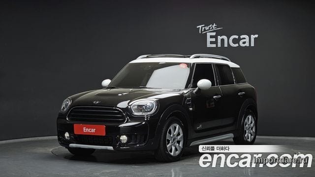 MINI COOPER D COUNTRYMAN 2018 — 129 464 км, чёрный, Корея — под ключ — фото 1