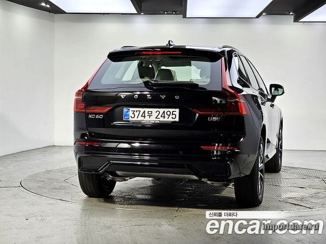 Volvo XC60 интерьер
