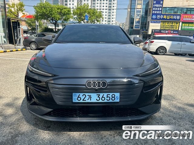 Audi A6 E-Tron интерьер