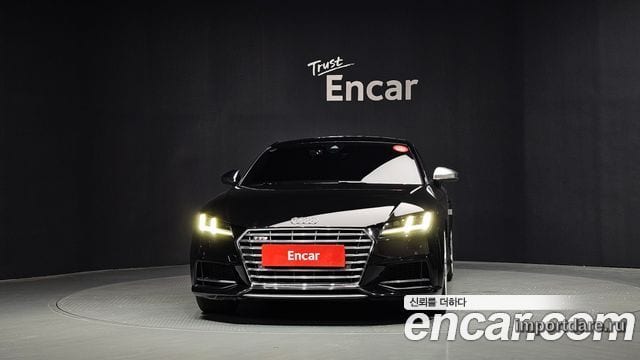 Audi Tts сзади