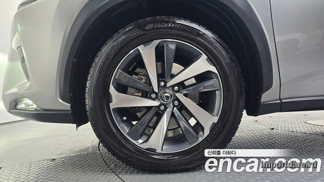 LEXUS NX300H 2019 — 105 567 км, серебристо-серый, Корея — под ключ — фото 5