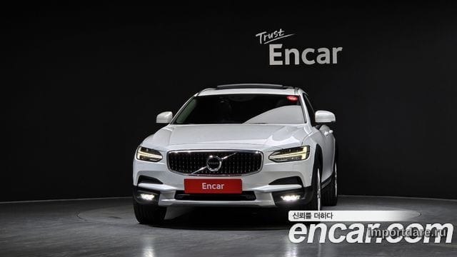 VOLVO V90 CROSS COUNTRY 2017 — 206 588 км, белый, Корея — под ключ — фото 3