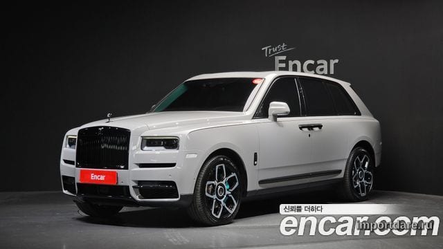 ROLLS-ROYCE CULLINAN 2019 — 40 485 км, серебристо-серый, Корея — под ключ — фото 1