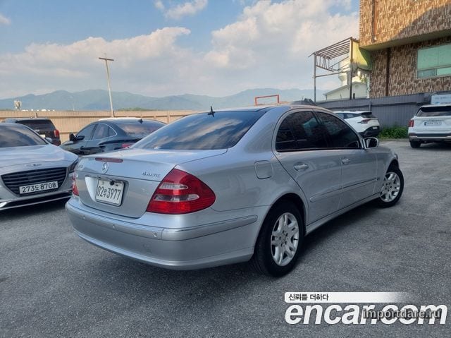 MERCEDES-BENZ E-CLASS W211 2005 — 144 974 км, серебристый, Корея — под ключ — фото 3