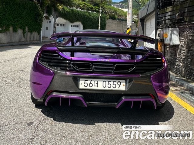 Mclaren 650S сзади