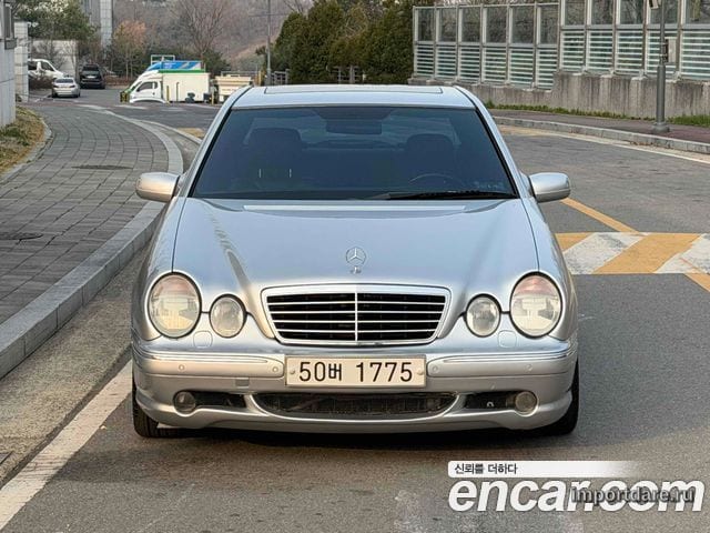 MERCEDES-BENZ E-CLASS W210 2001 — 247 331 км, серебристый, Корея — под ключ — фото 3