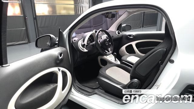 SMART FORTWO COUPE 2015 — 64 919 км, белый, Корея — под ключ — фото 10