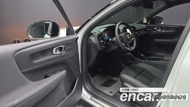 VOLVO XC40 RECHARGE 2024 — 15 137 км, белый, Корея — под ключ — фото 10