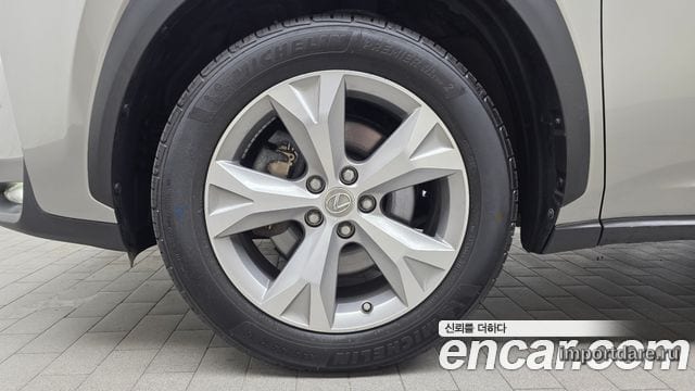 LEXUS NX300H 2017 — 140 973 км, серебристо-серый, Корея — под ключ — фото 5