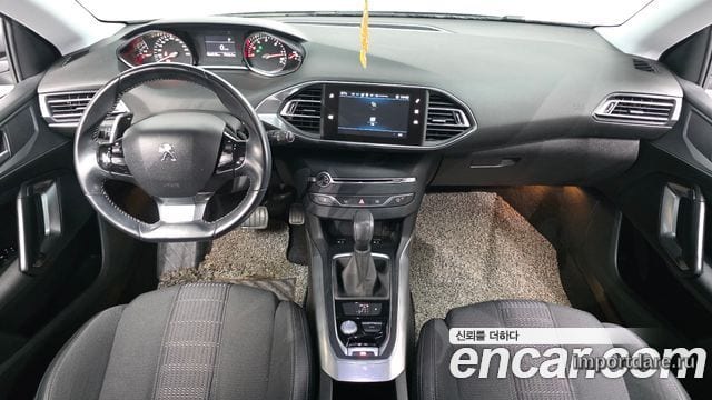 PEUGEOT 308SW 2018 — 66 548 км, серебристо-серый, Корея — под ключ — фото 7