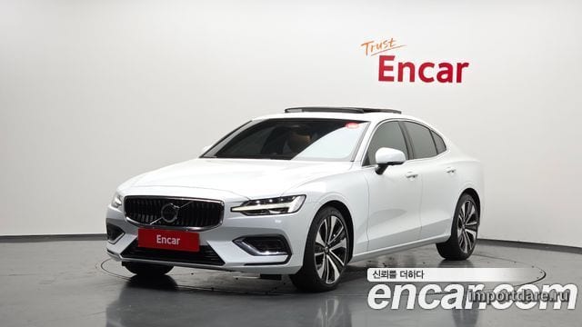 Volvo S60 2025