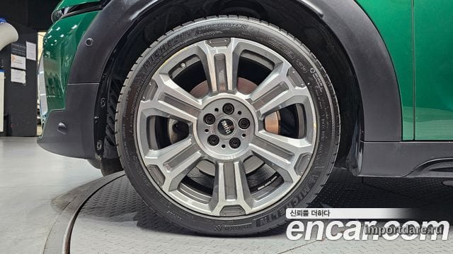 MINI COOPER S COUNTRYMAN 2023 — 6 523 км, тёмно-зелёный, Корея — под ключ — фото 5