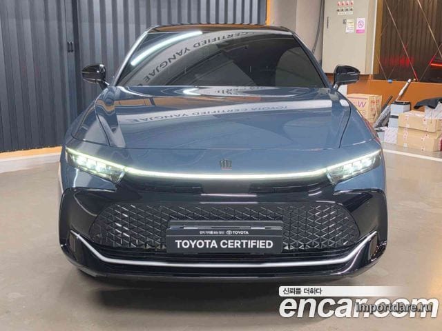 Toyota Crown интерьер