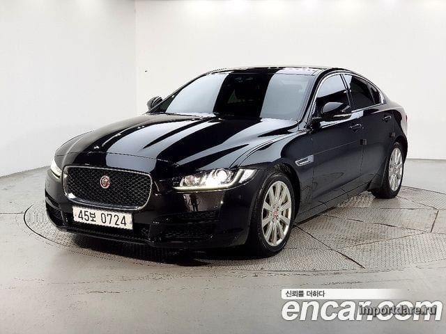 JAGUAR XE 2016 — 82 000 км, чёрный, Корея — под ключ — фото 2