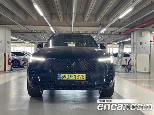Volvo XC90 сбоку