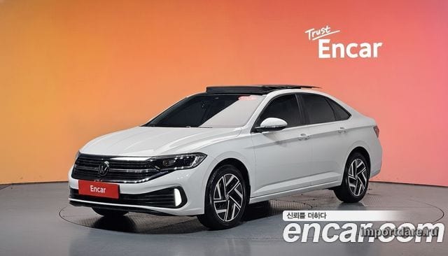 Volkswagen Jetta сбоку