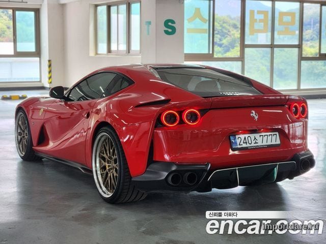 FERRARI 812 Super 2019 — 27 000 км, красный, Корея — под ключ — фото 4