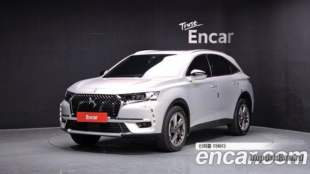 Citroen DS7 Cross сбоку