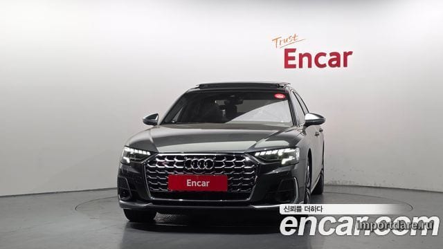 Audi S8 интерьер