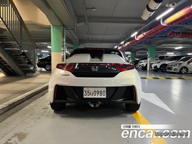 Honda S660 сбоку