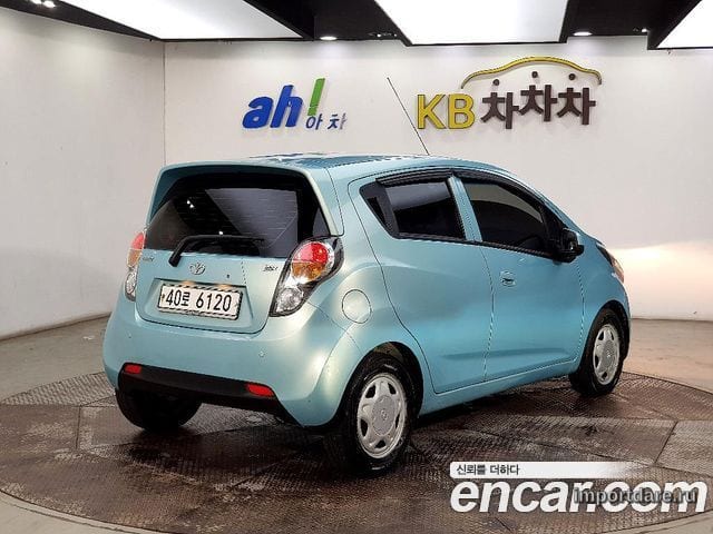 Chevrolet Matiz Creative сзади